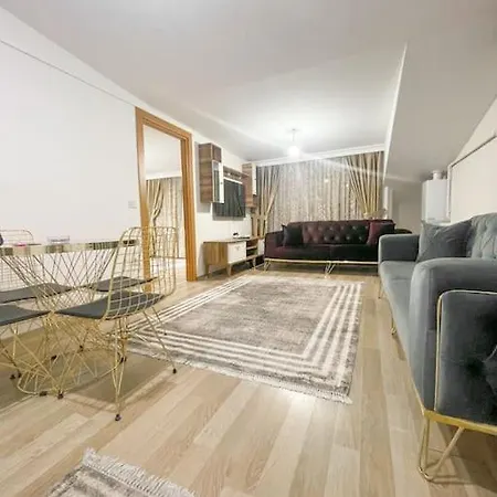 مركزية بإطلالة ساحرة Apartamento Estambul